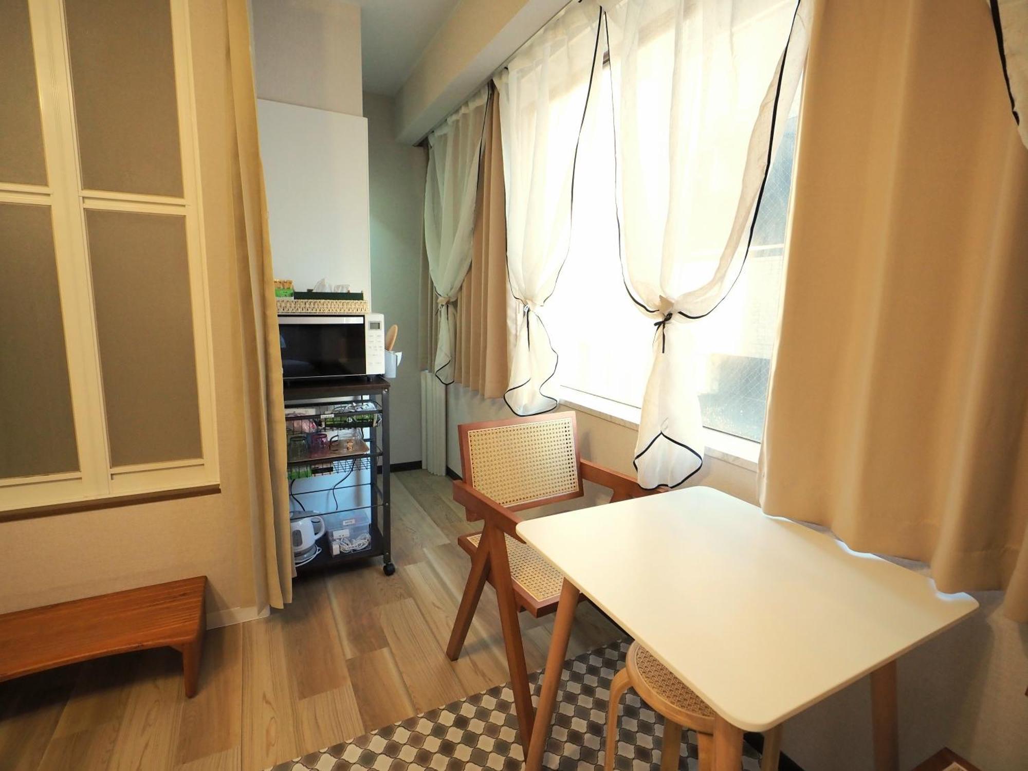 Ueno 704 Jellynehouse