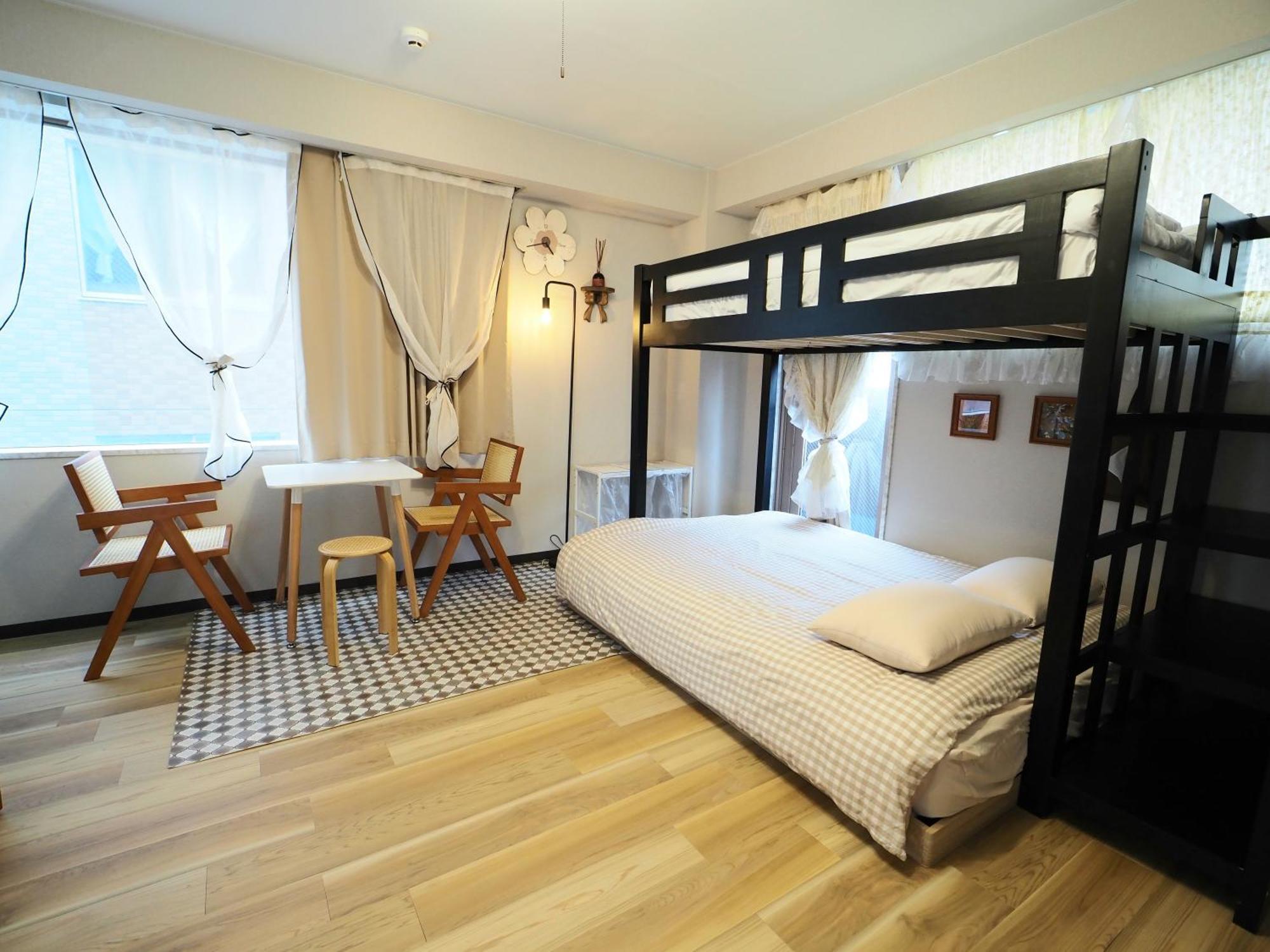 Ueno 704 Jellynehouse *